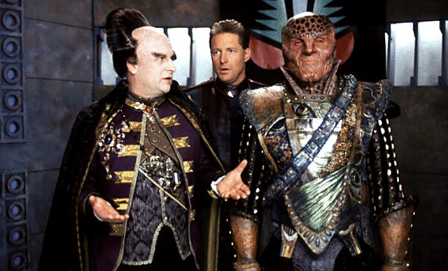 https://www.modeemi.fi/~leopold/Babylon5/DVD/Img/LiveHiRes.jpeg