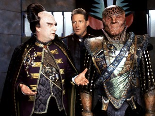 https://www.modeemi.fi/~leopold/Babylon5/DVD/Img/LiveLoRes4to3.jpeg